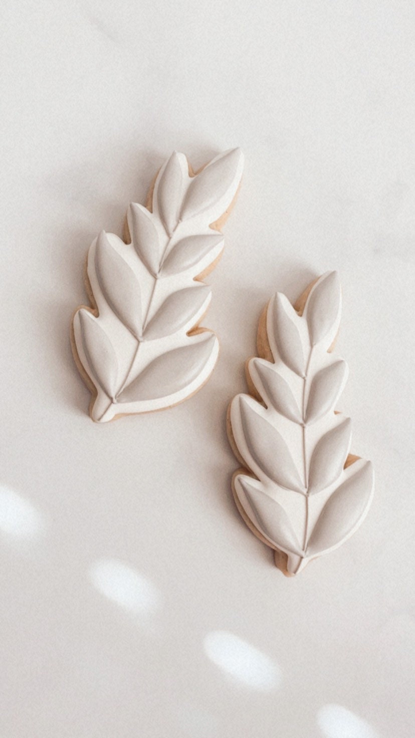 Leaf no. 1 cookie cutter