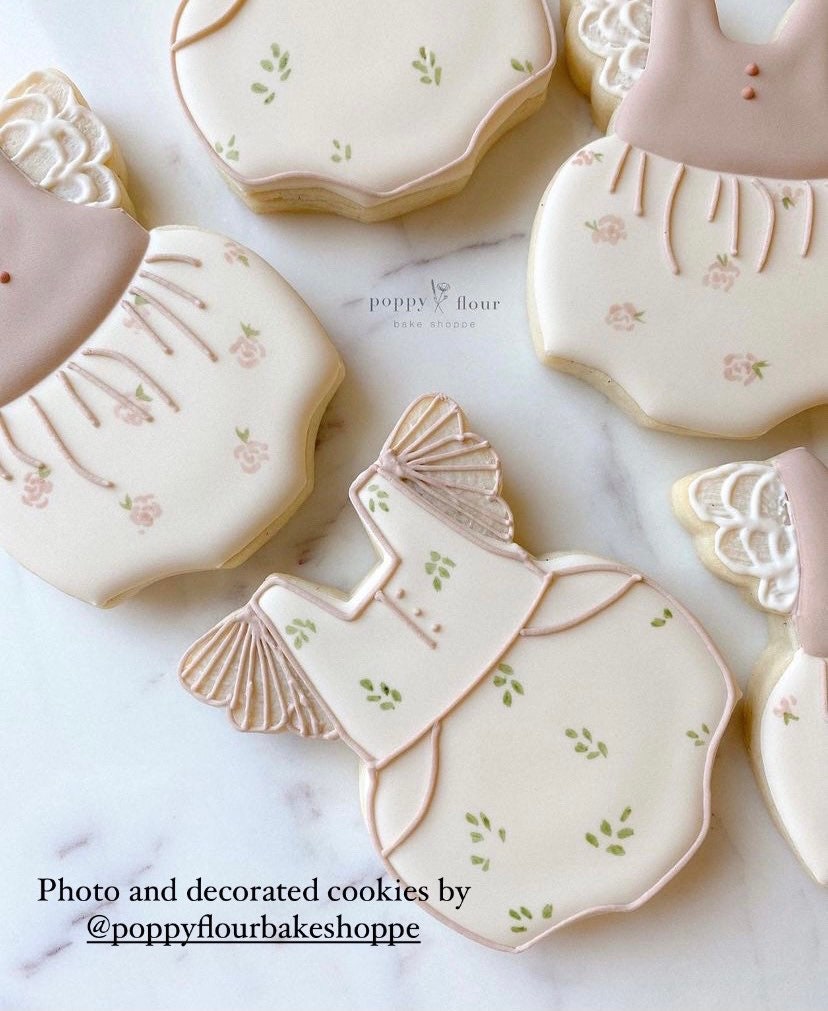 Baby ruffle no. 1 cookie cutter