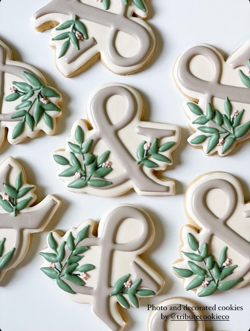 Ampersand cookie cutter