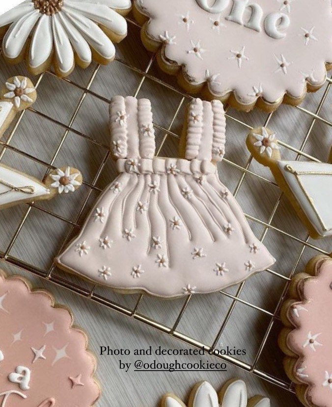Baby dress no. 2 cookie cutter