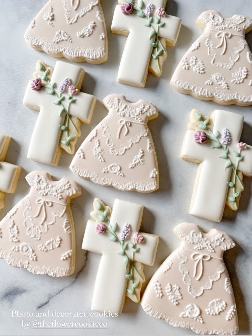 Cross cookie cutter