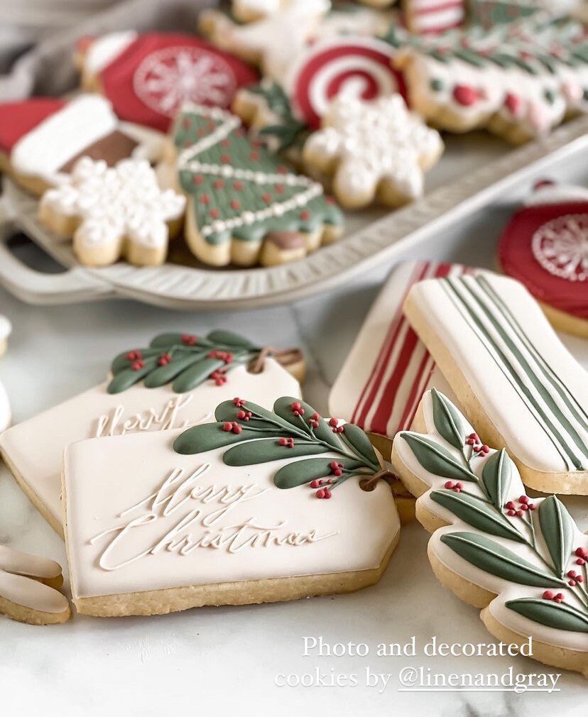 Tag with leaf no. 2 cookie cutter