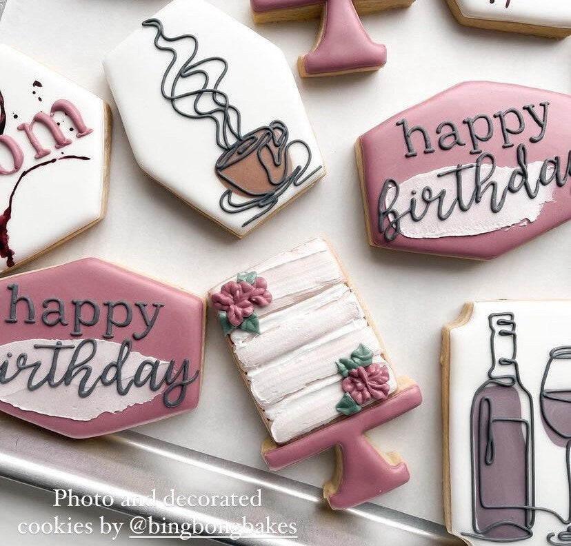 Cake no. 4 cookie cutter