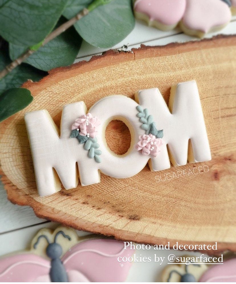 Mom cookie cutter