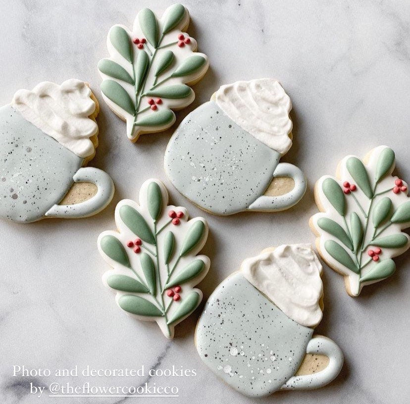 Mug with cream cookie cutter