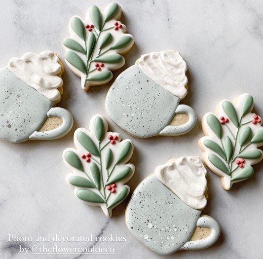 Mug with cream cookie cutter