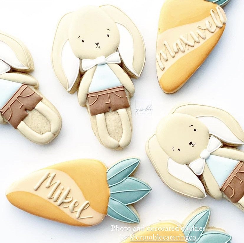 Carrot cookie cutter