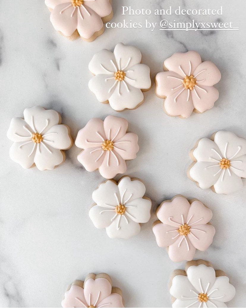 Flower no. 5 cookie cutter
