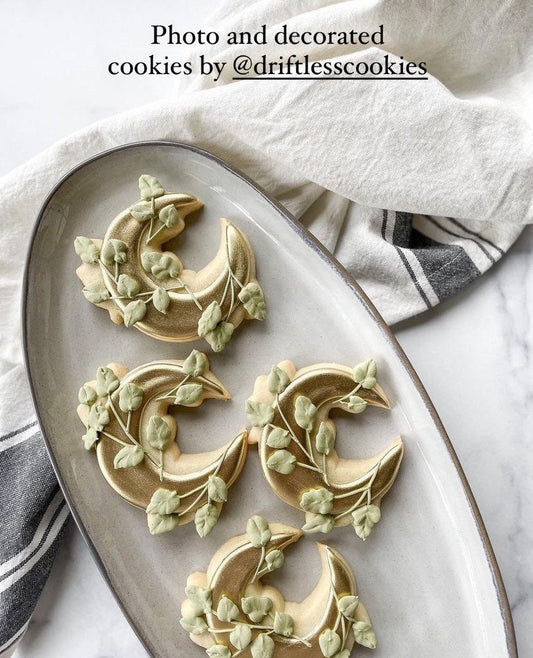 Moon with greenery no. 1 cookie cutter
