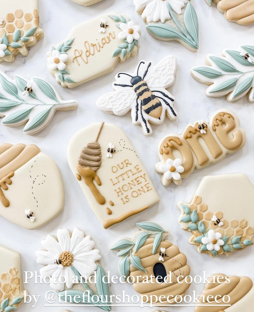 One / two / three with daisy cookie cutter