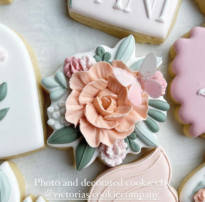 Flower cluster cookie cutter