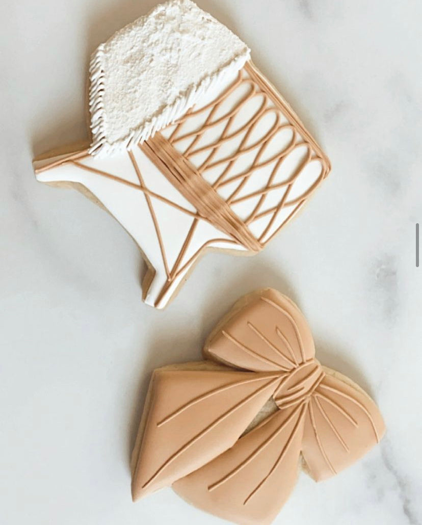 Bow cookie cutter
