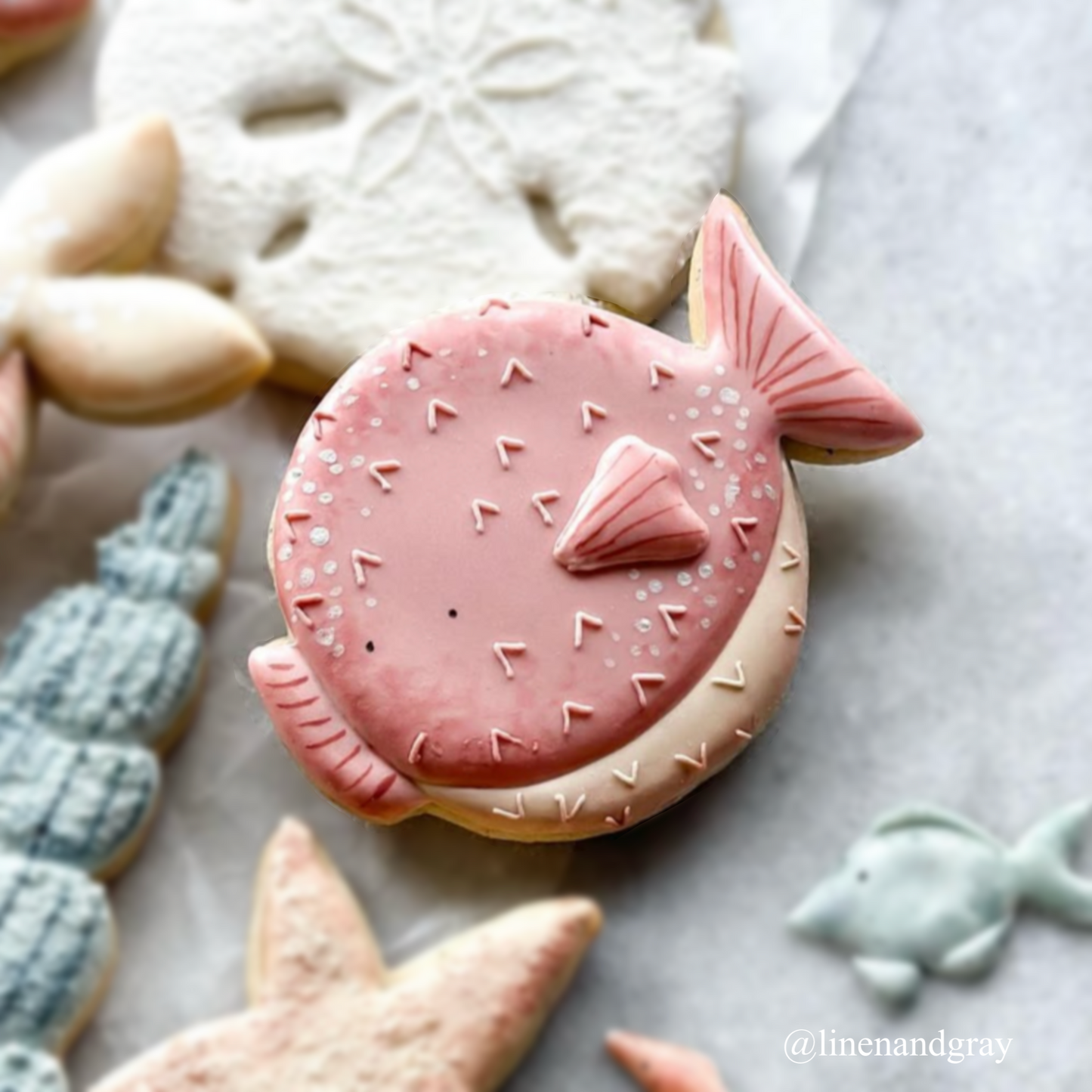 Blowfish cookie cutter (Linen & Gray)