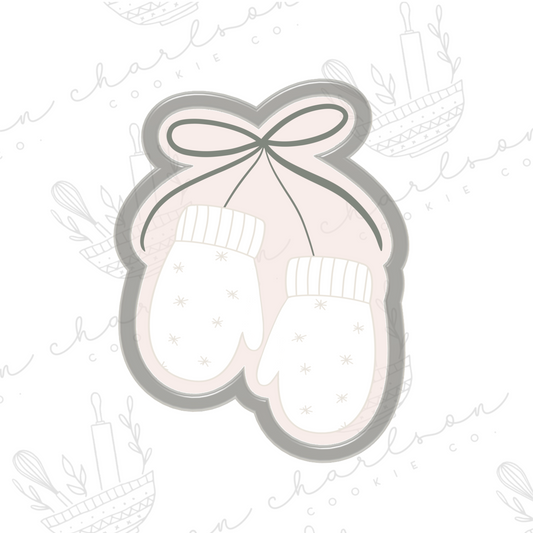 Mittens cookie cutter