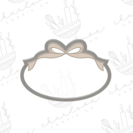 Oval with ribbon bow plaque no. 2 cookie cutter