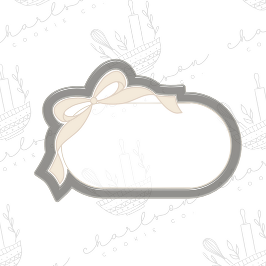 Oval with ribbon bow plaque no. 3 cookie cutter