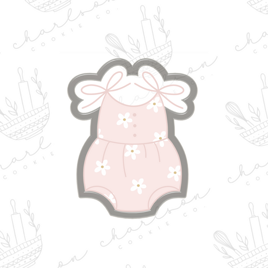 Baby basic onesie no. 3 cookie cutter