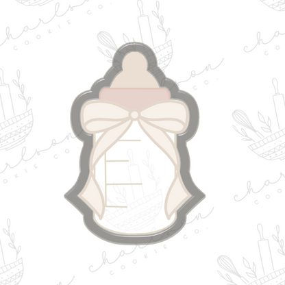 Baby bottle with bow cookie cutter