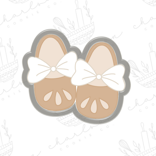 Baby sandals with bow cookie cutter