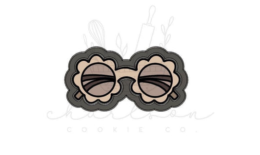 Scalloped Sunglasses cookie cutter
