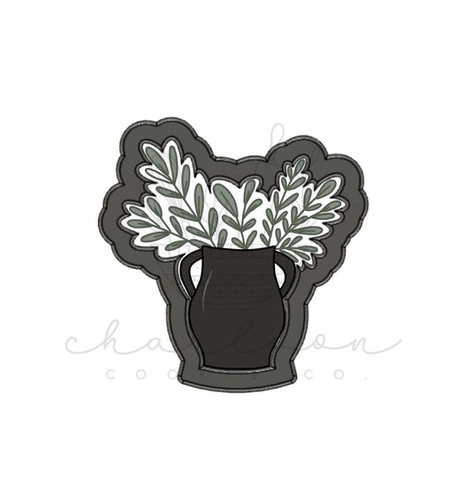 Floral vase no. 2 cookie cutter